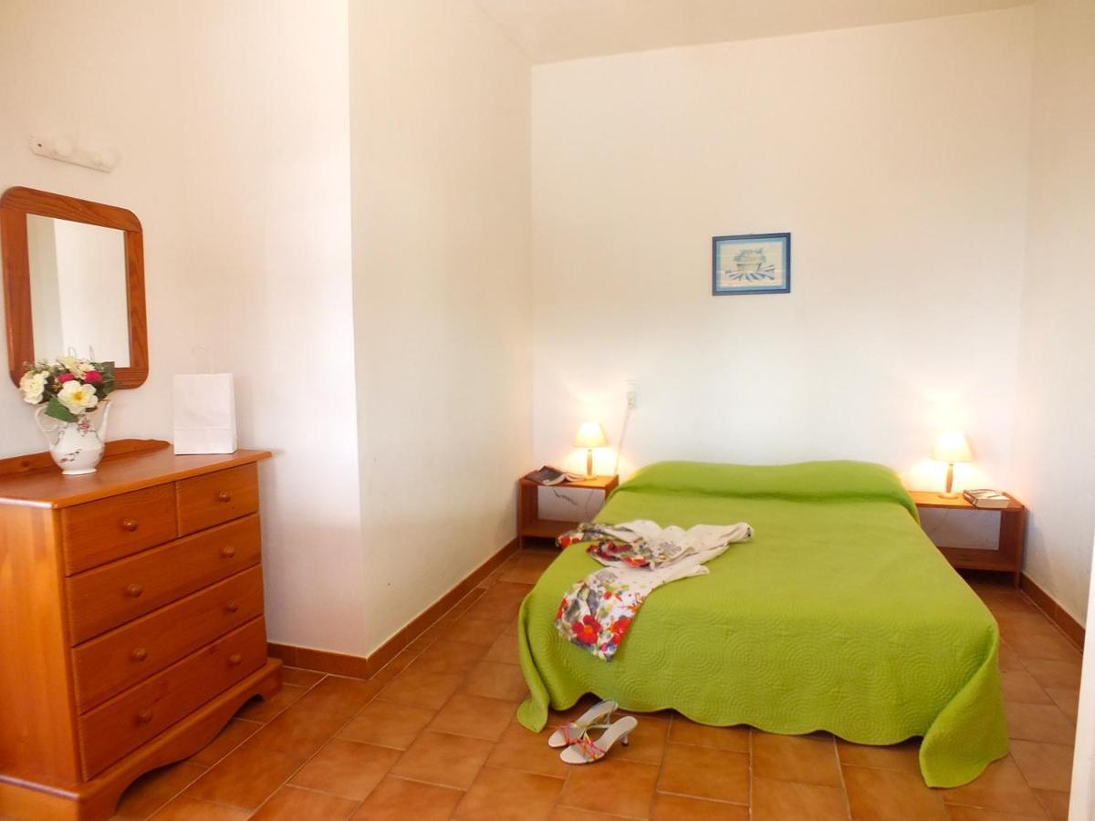 Residence Capicciolo Ольмето Екстер'єр фото